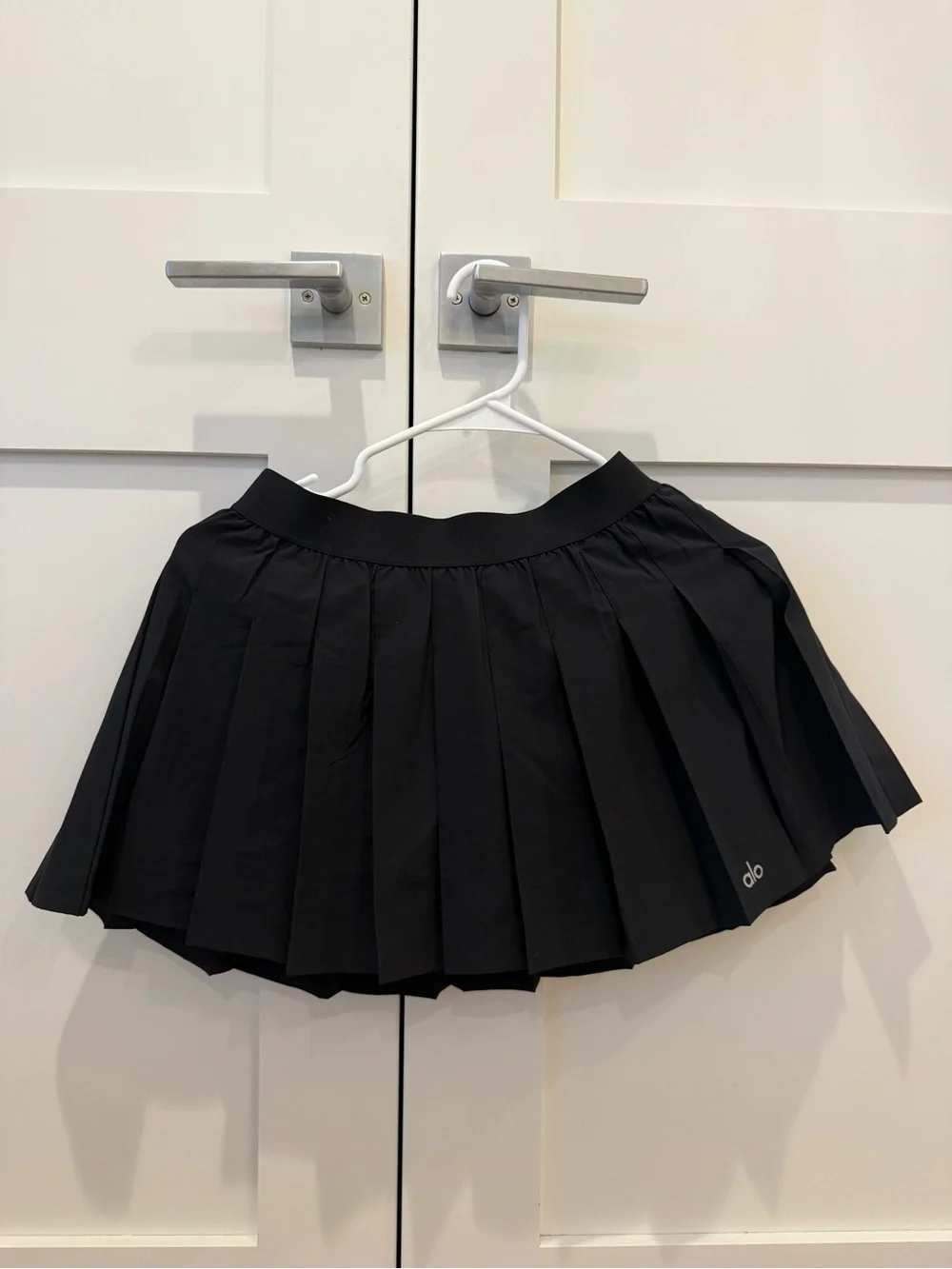 ALO Yoga Black Pleated Skirt